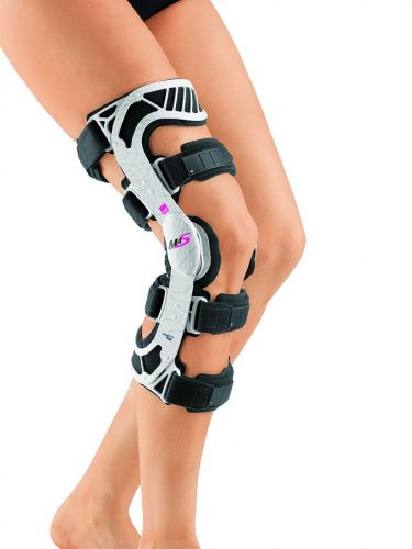 Ортез на коленный сустав G026 Medi, сильная фиксация купить в OrtoMir24